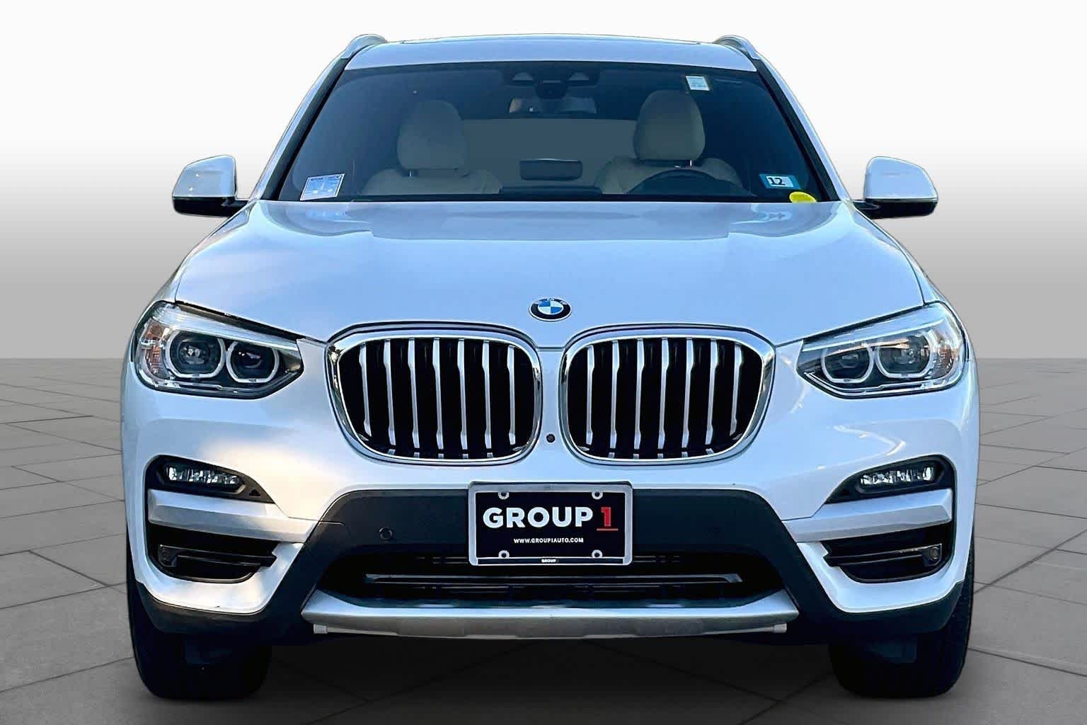 Used 2021 Mineral White Metallic BMW xDrive30e image 3