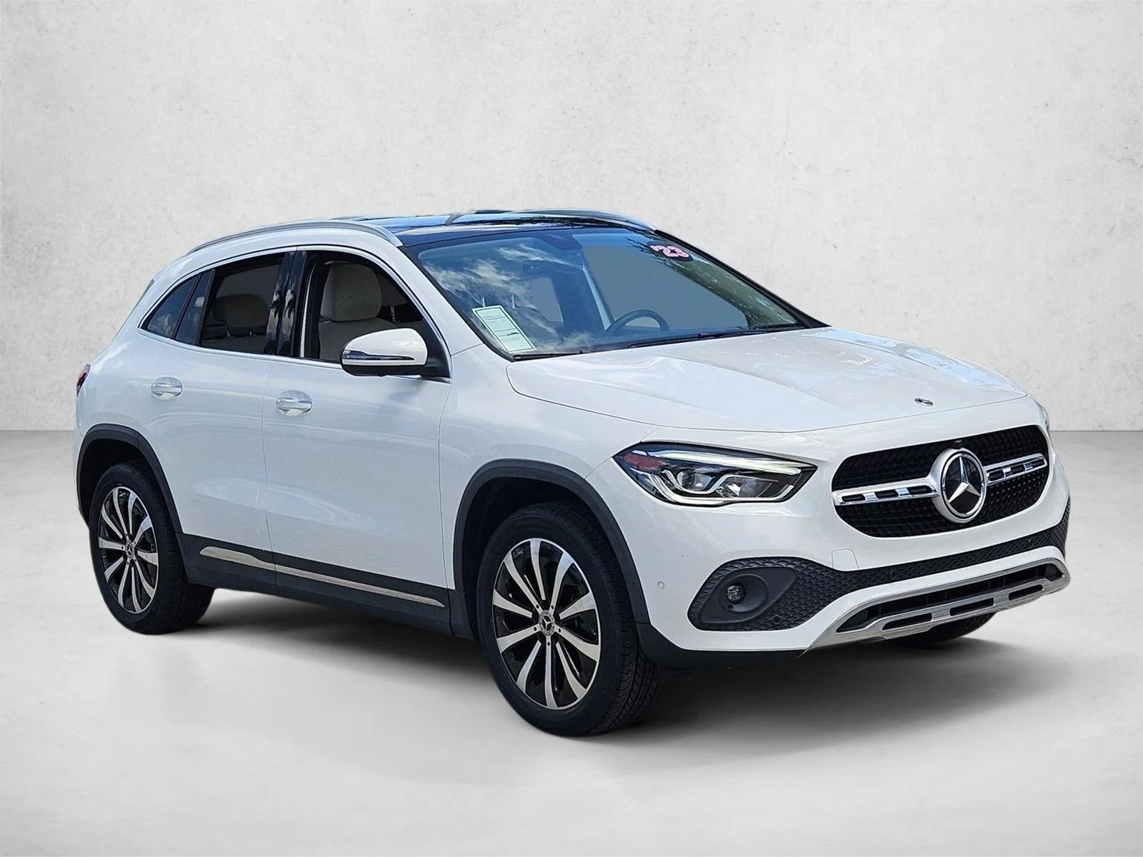 Used 2023 Polar White Mercedes-Benz GLA 250 image 3