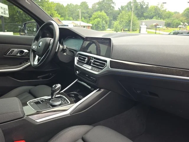 Used 2021 Black BMW 330e iPerformance image 17