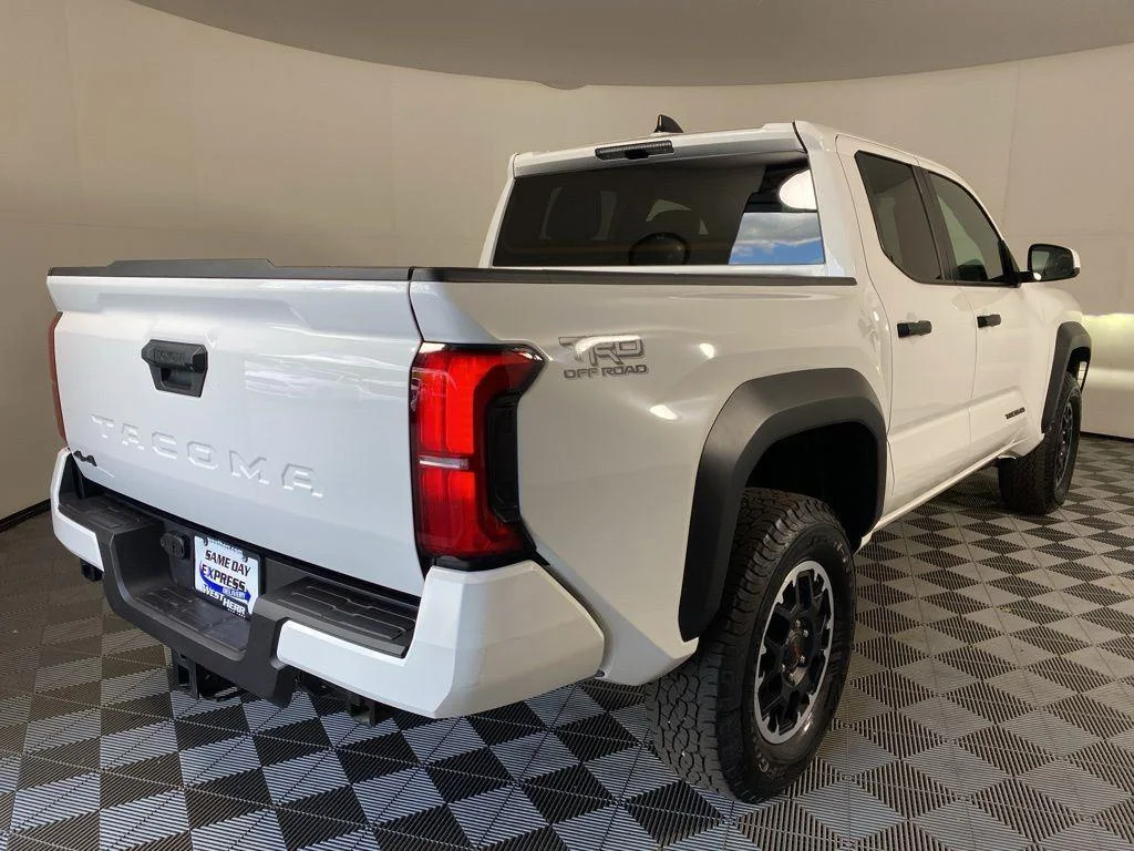 Used 2025 Ice Toyota TRD Off-Road image 6