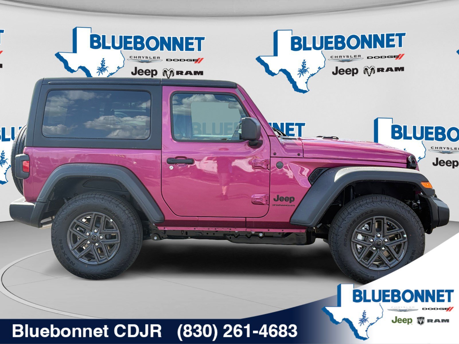 New 2026 Tuscadero Pearlcoat Jeep Sport image 4
