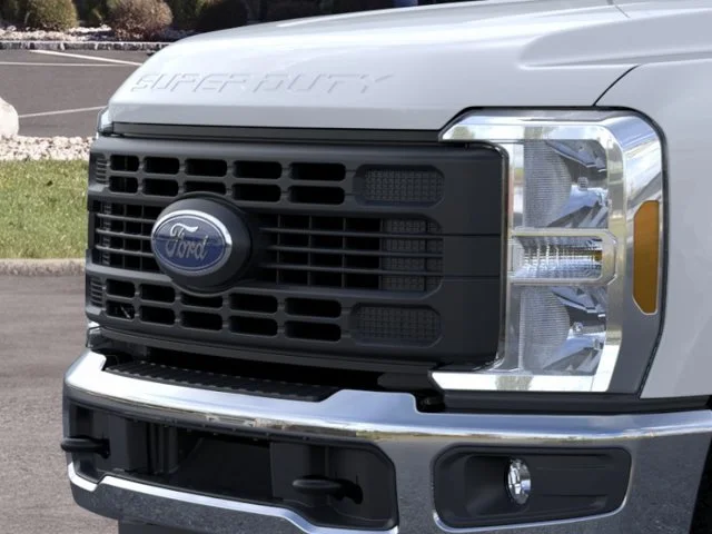 2026 Ford F-350 Super Duty XL - Photo 17