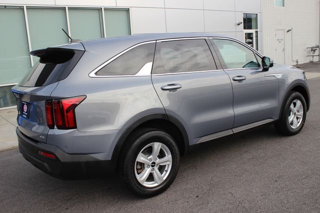 Used 2023 Silver Kia LX image 30