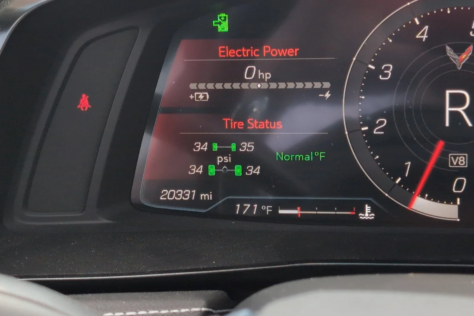 Used 2024 Arctic White Chevrolet 2LZ image 26