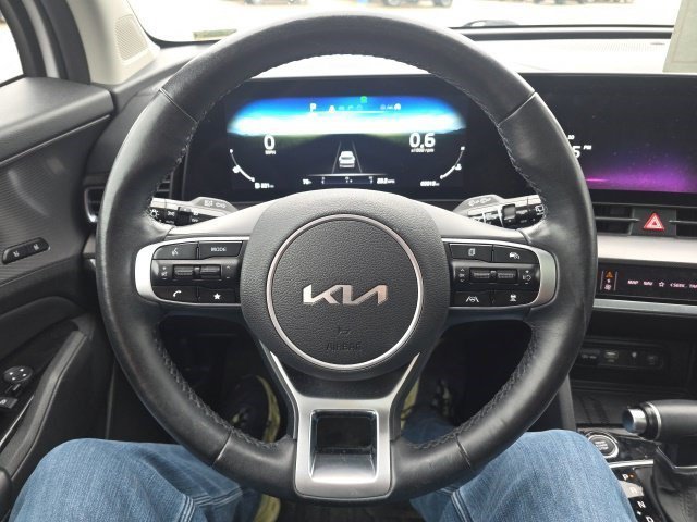 Used 2023 Glacial White Pearl Kia SX-Prestige image 17