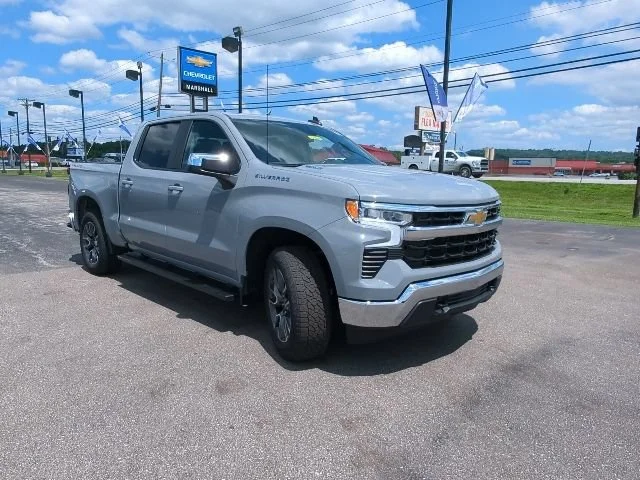 Used 2024 Slate Gray Metallic Chevrolet LT (2FL) image 6