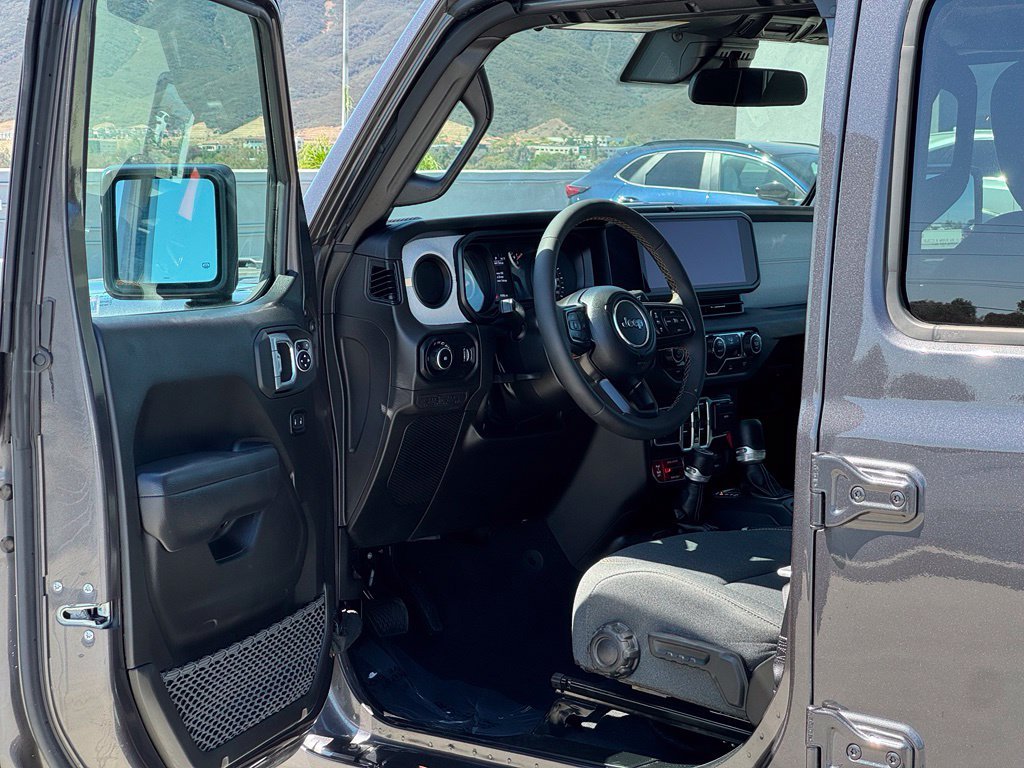 Used 2025 Crystal Metallic Jeep Willys image 8