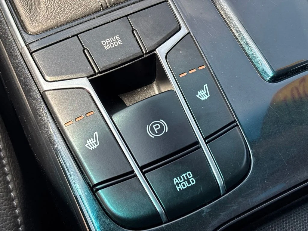 Used 2019 Gray Kia Technology image 37