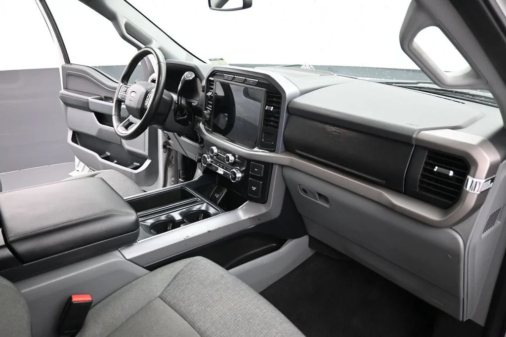 Used 2024 White Ford XLT image 15