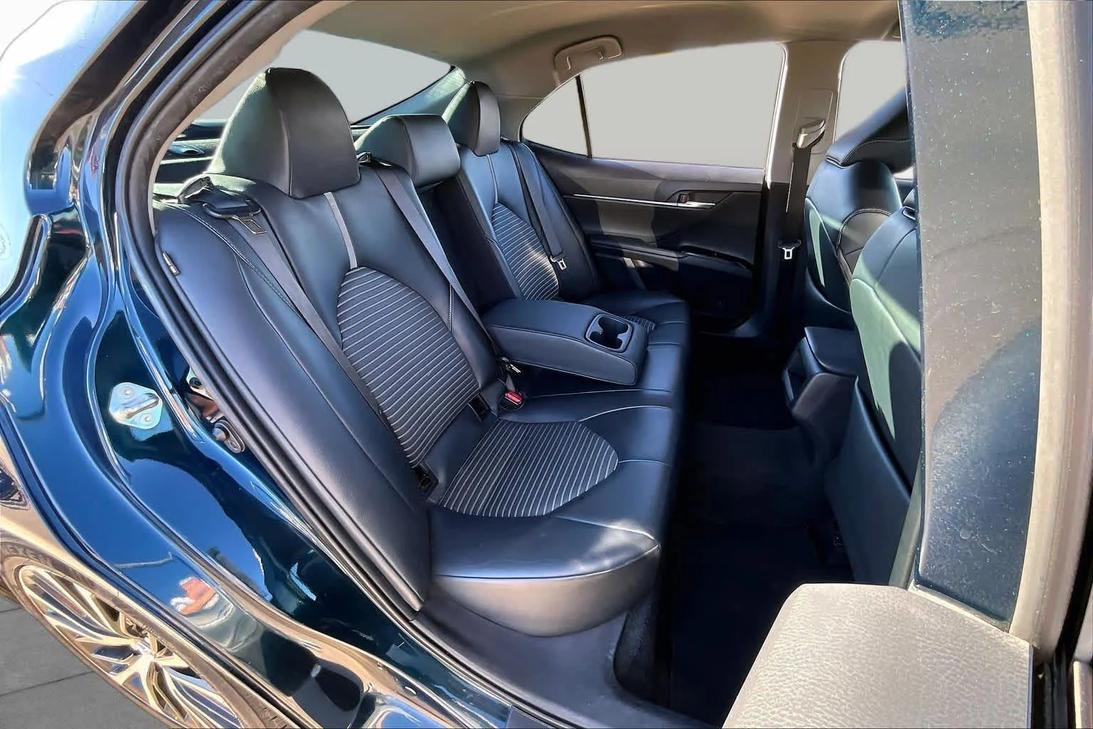 Used 2019 Galactic Aqua Mica Toyota SE image 16