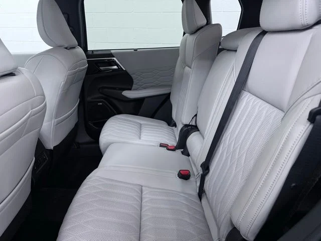 New 2026  Mitsubishi SEL image 29