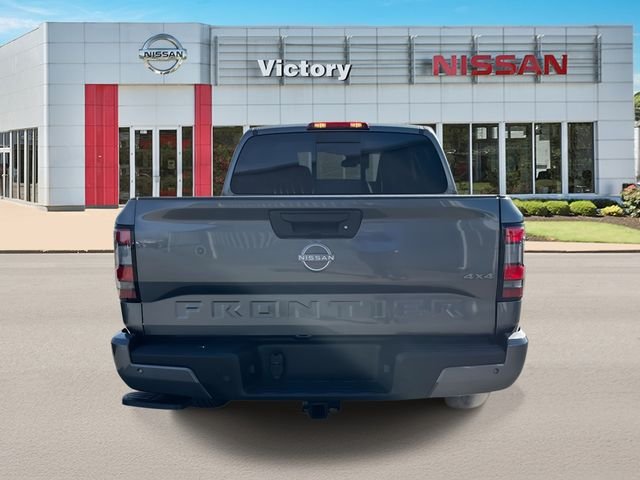 New 2026 Gun Metallic Nissan Crew Cab SV image 4