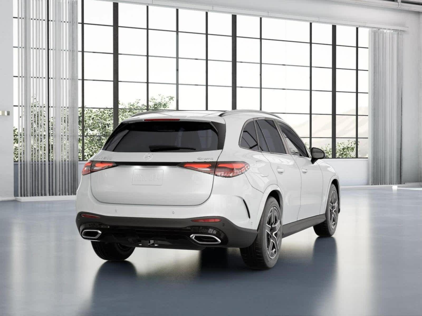 Used 2026 MANUFAKTUR Moonlight White Metallic Mercedes-Benz GLC 300 image 22