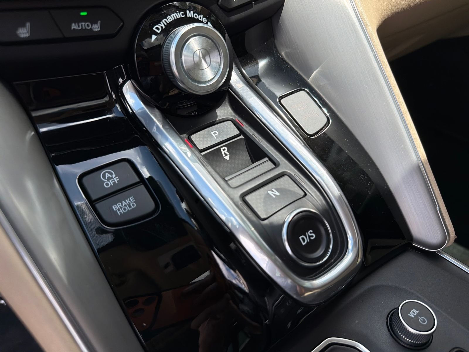 Used 2021  Acura Technology Package image 22