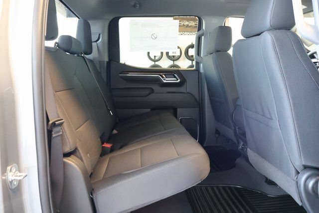 2026 GMC Sierra 1500 SLE - Photo 18