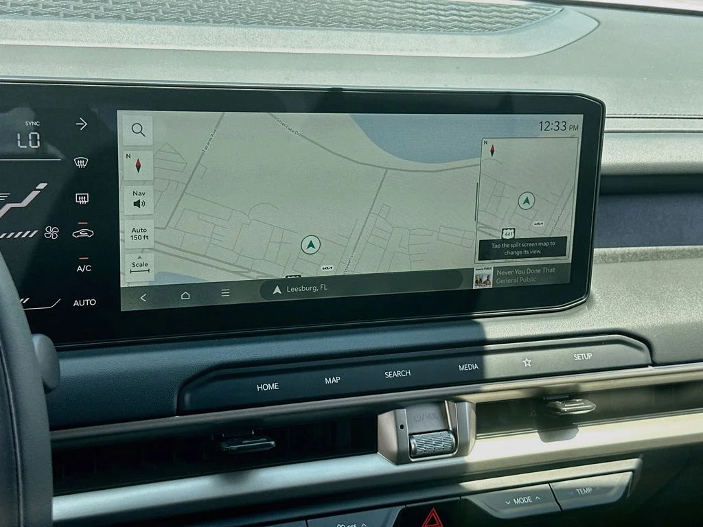 New 2027 Glacial White Pearl Kia S image 13