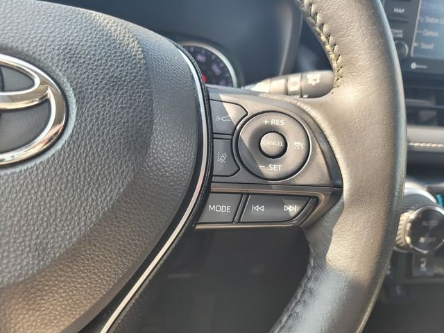 Used 2021 Gray Toyota XLE image 27