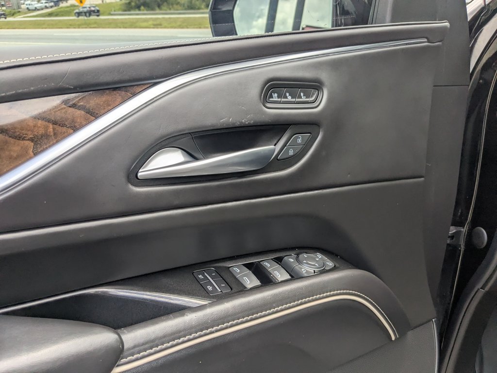 Used 2022 Black Raven Cadillac Premium Luxury Platinum image 12