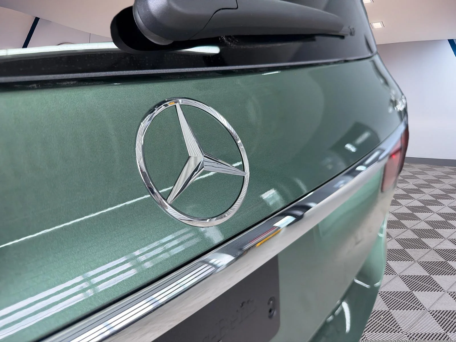 New 2026 Green Mercedes-Benz GLS 450 4MATIC SUV image 32