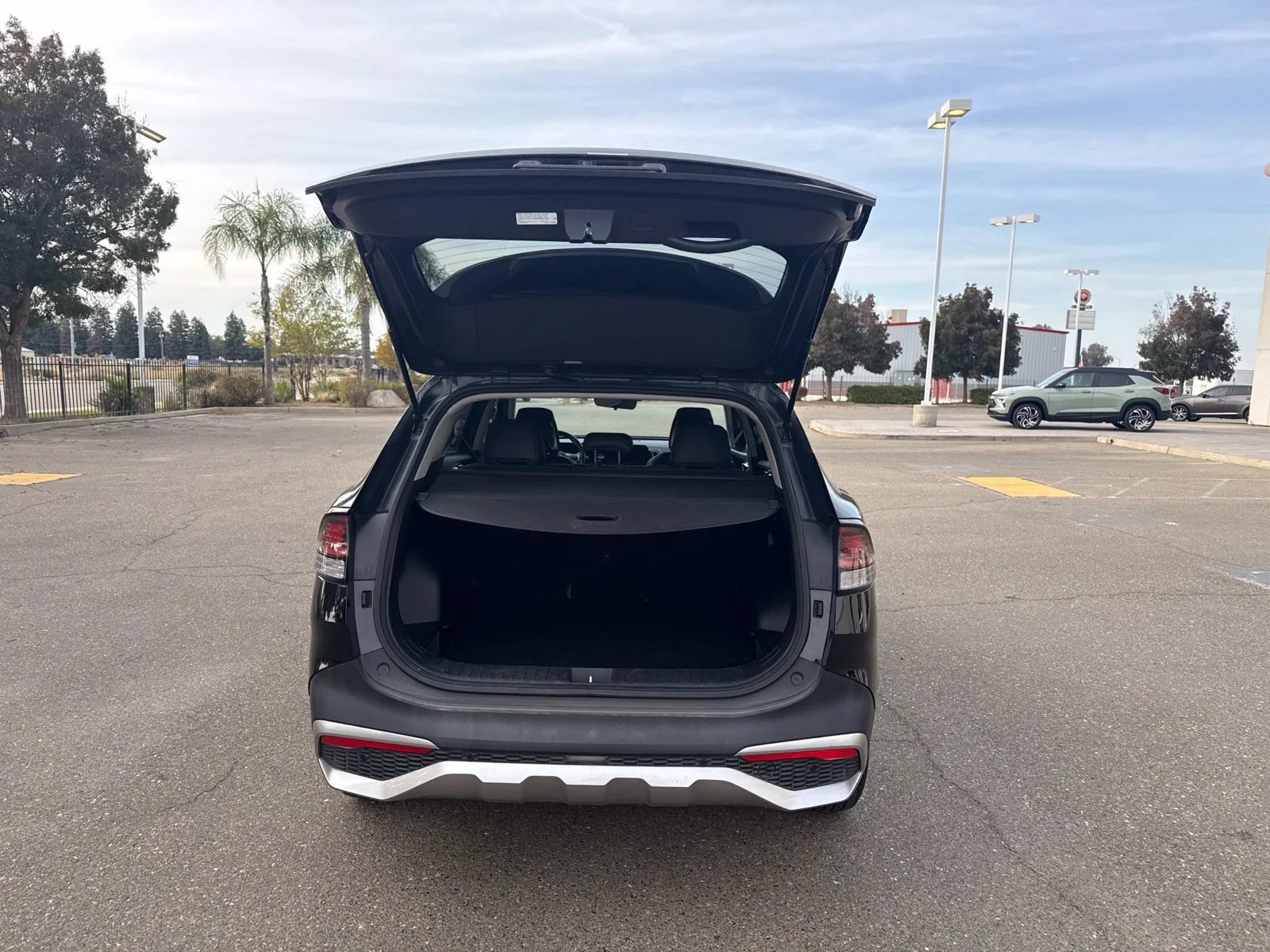 Used 2023  Kia EX image 29
