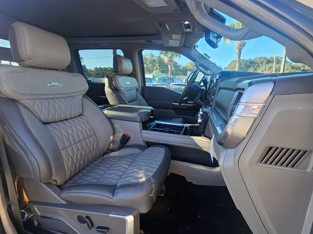 New 2027 Marsh Gray Metallic Ford F-350® Platinum® image 30