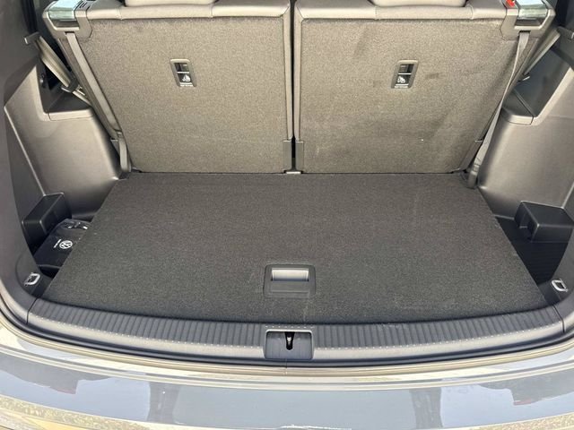 New 2026 Gray Volkswagen SE w/Technology image 30