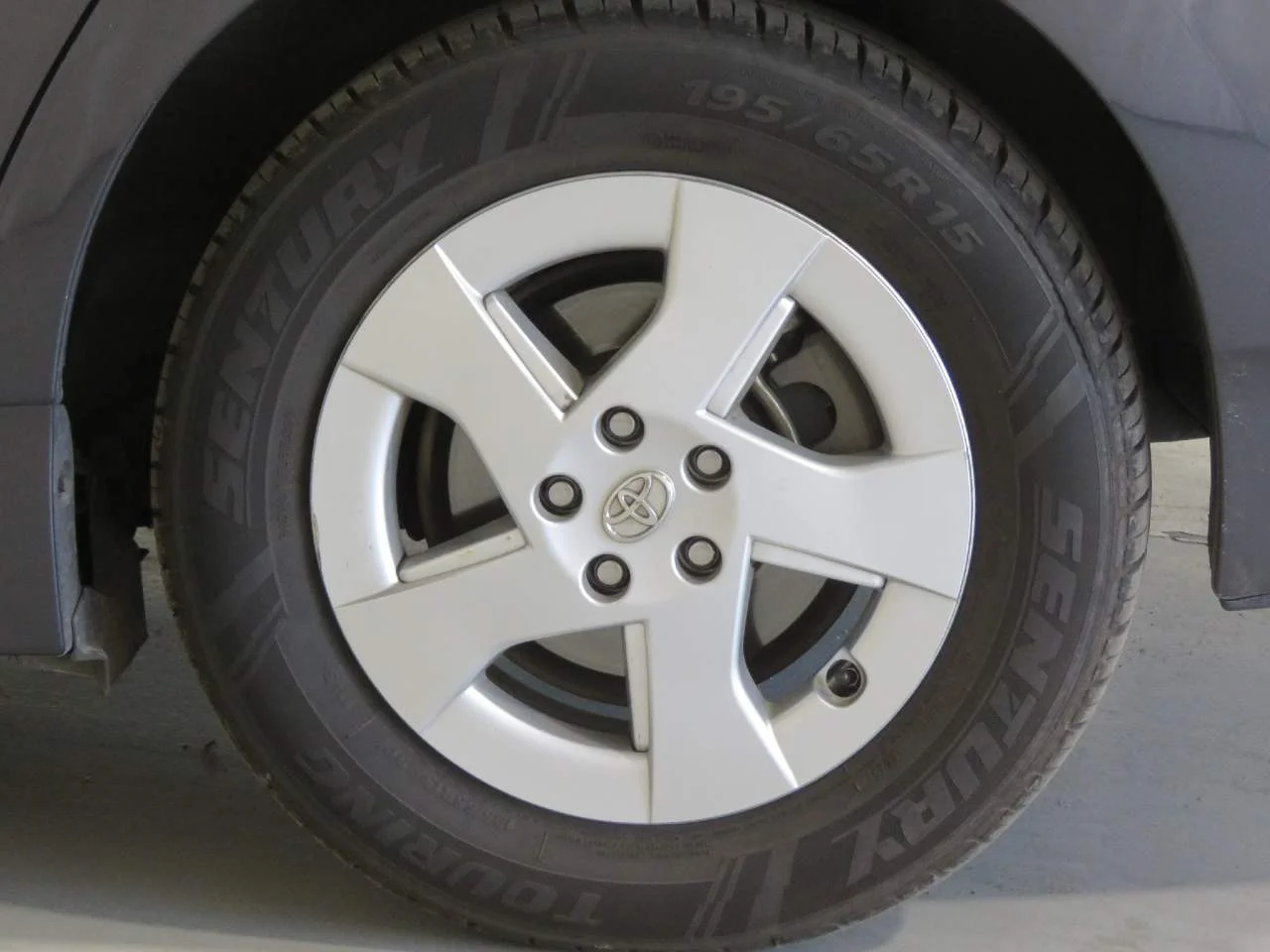 Used 2010 Blue Ribbon Metallic Toyota II image 9