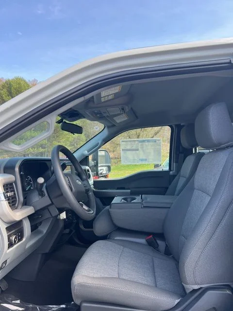 New 2026 Avalanche Ford F-350® XL image 36