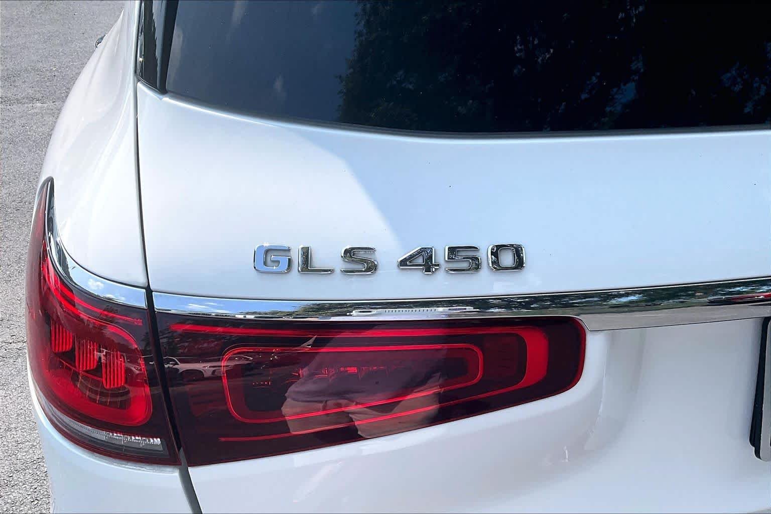 Used 2021 Polar White Mercedes-Benz GLS 450 image 10