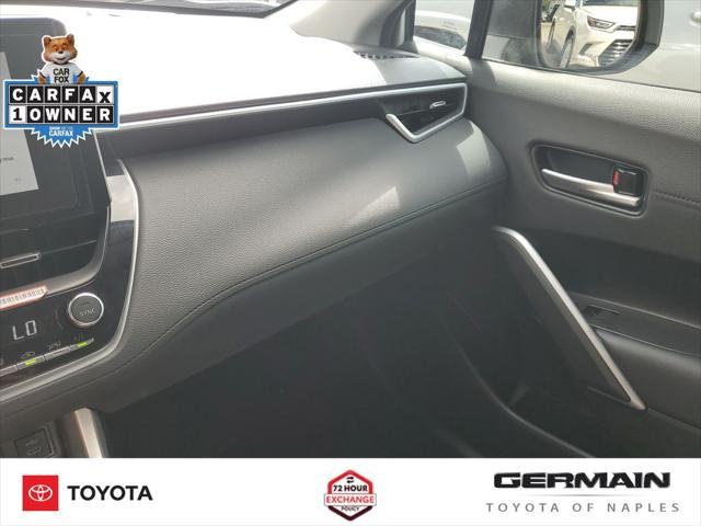 Certified Used 2025 WIND CHILL PEARL Toyota  image 35