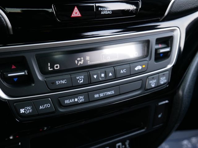 Used 2022 Gray Honda Black Edition image 18