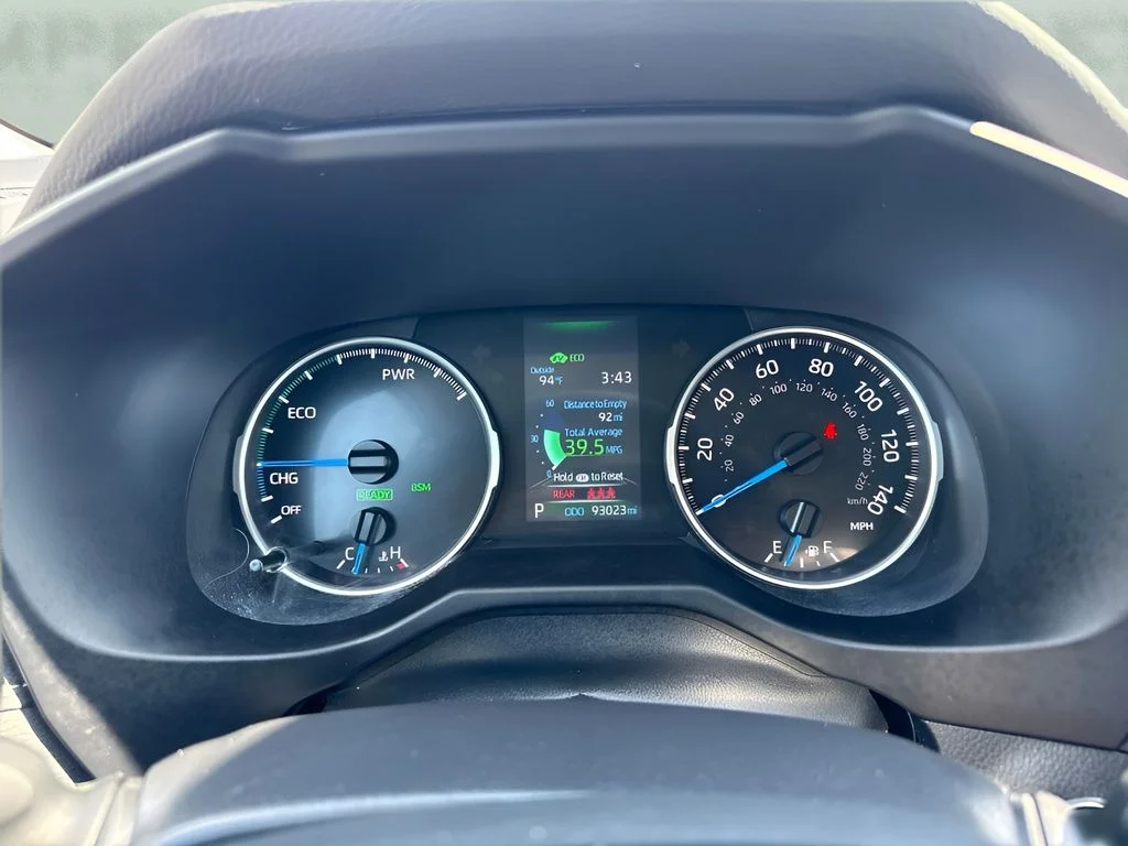 Used 2021 Gray Toyota XLE image 14