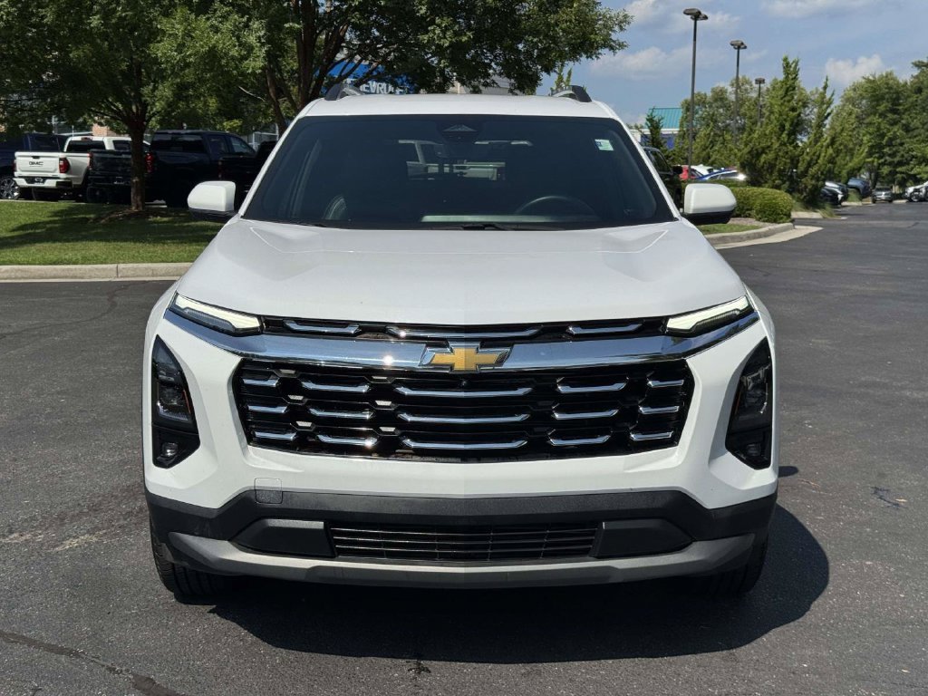 Used 2025 White Chevrolet LT image 26