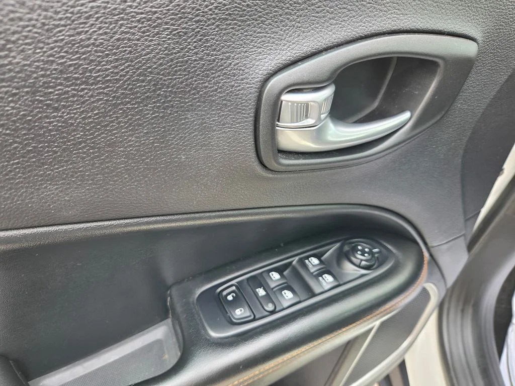 Used 2019 White Clearcoat Jeep Limited image 32
