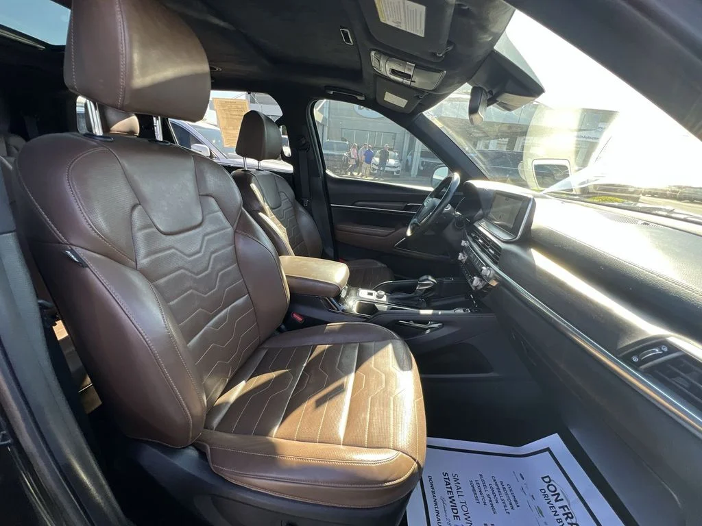 Used 2022 Black Kia SX image 26