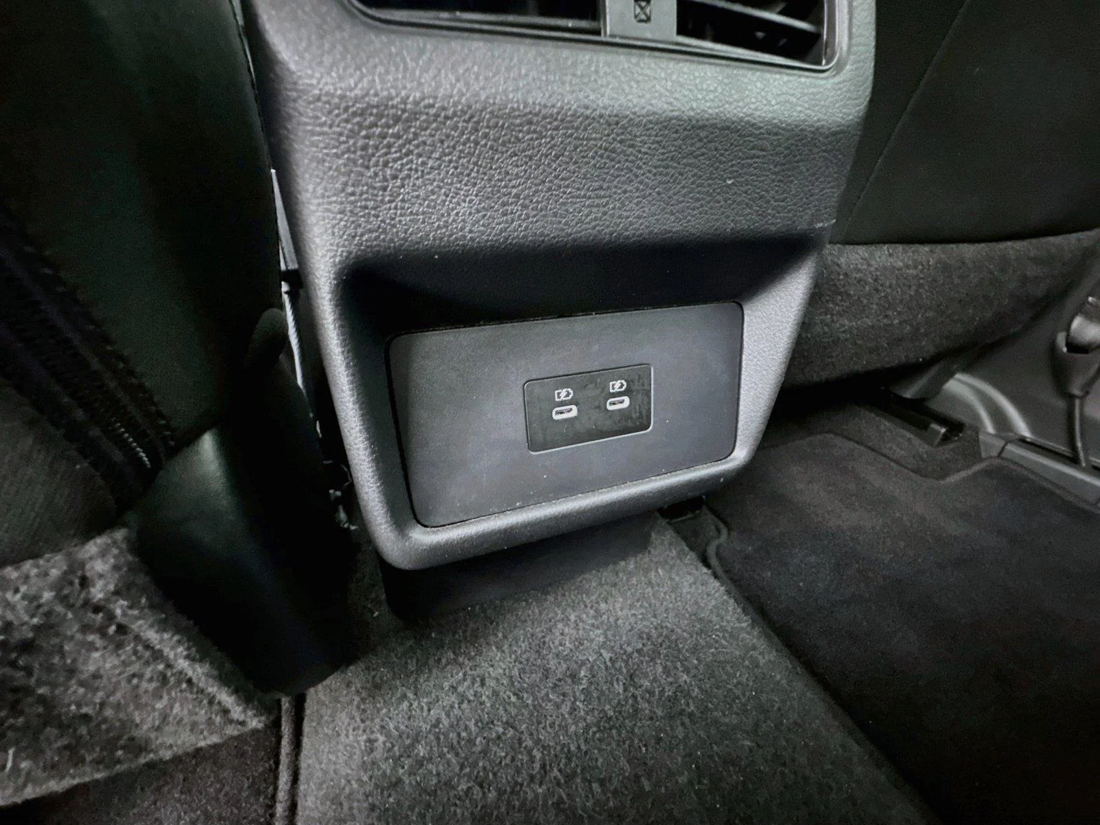 Used 2025 Deep Ocean Blue Pearl Nissan SV image 31