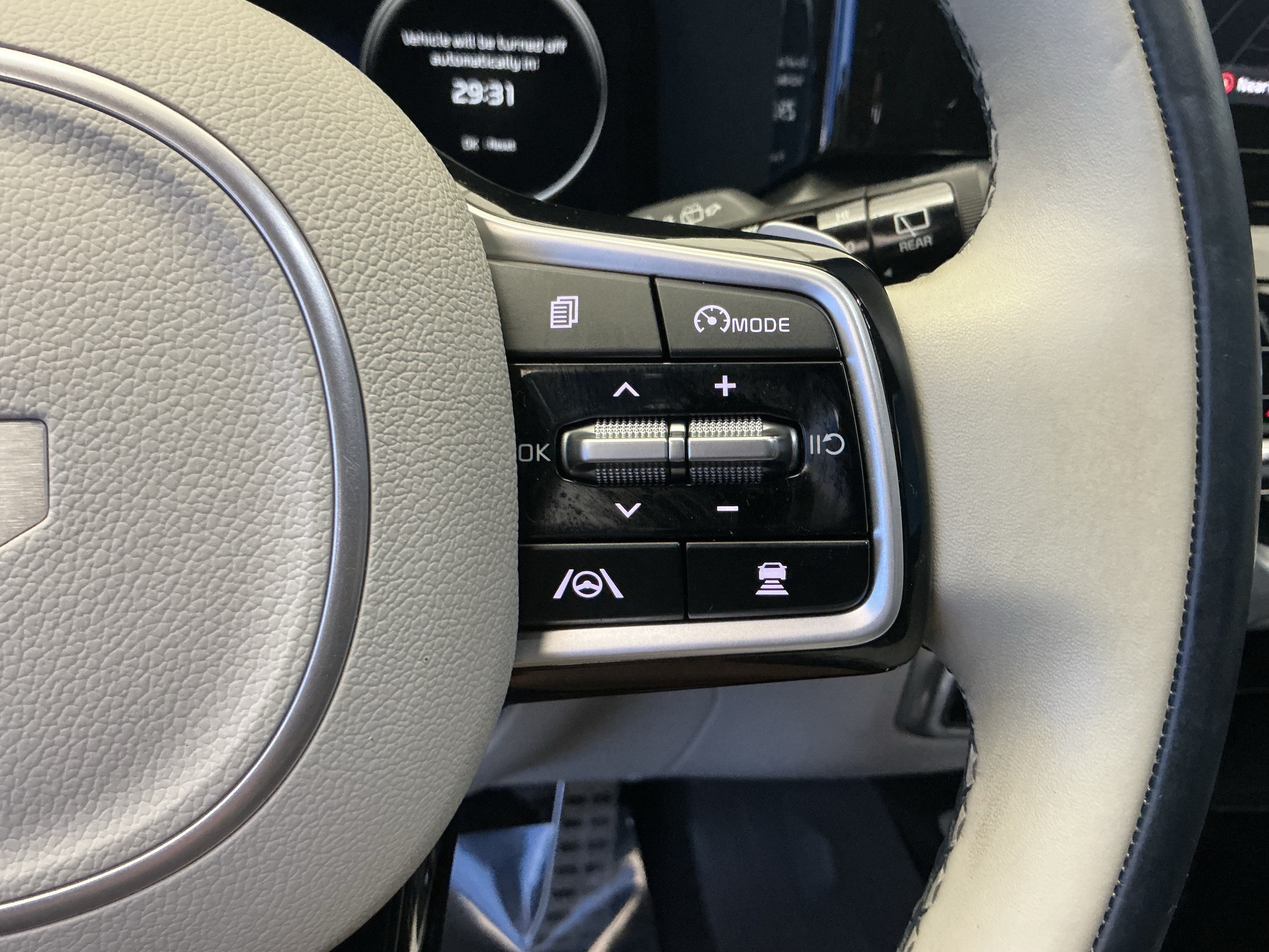 Used 2022 Snow White Pearl Kia SX Prestige image 16