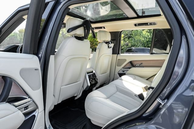 New 2027 Varesine Blue Land Rover SE image 48