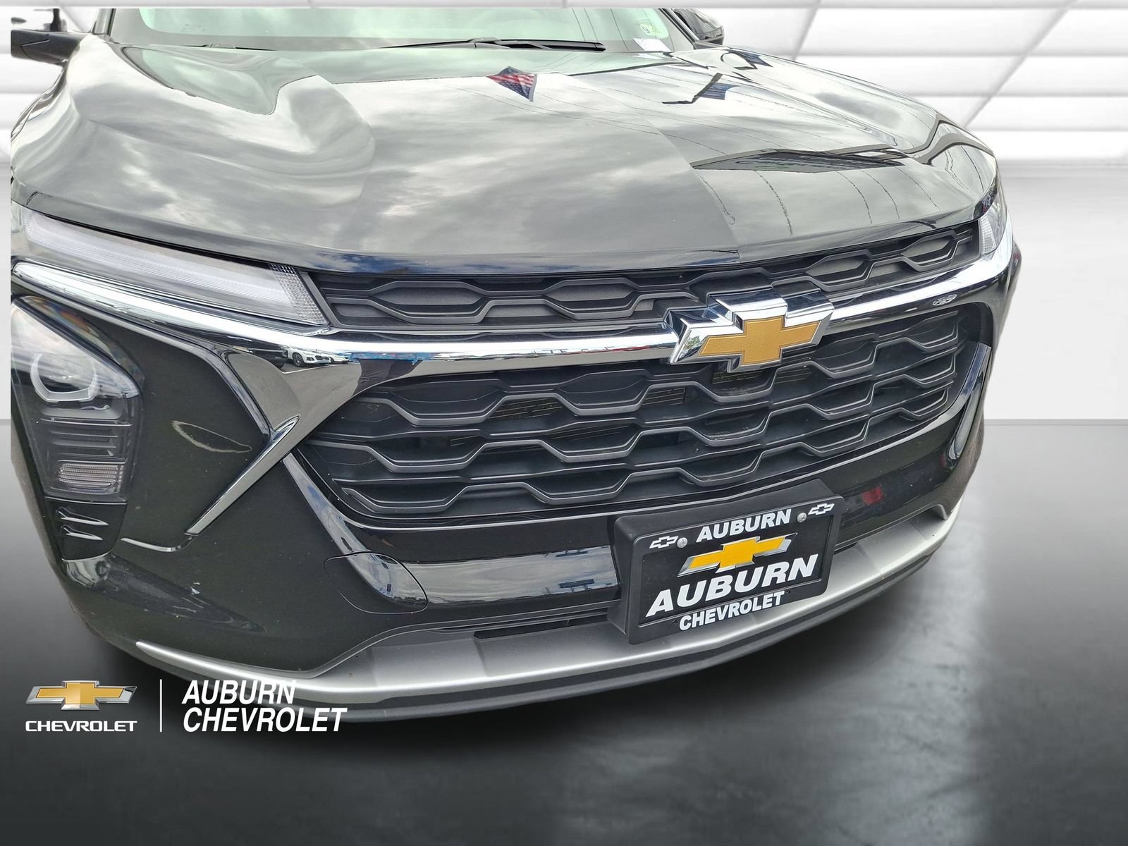 Used 2024 Mosaic Black Metallic Chevrolet LT image 24