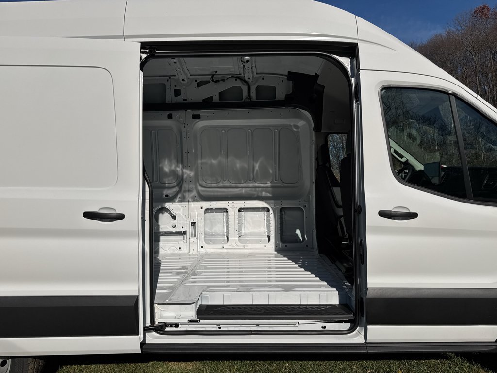 2026 Ford Transit Van Base - Photo 9