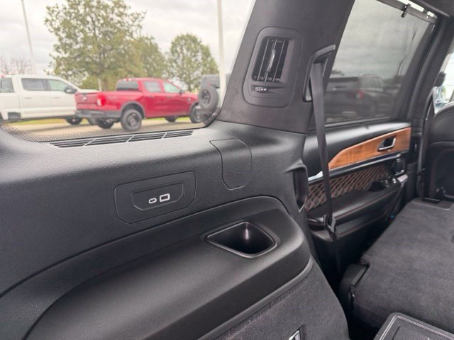 Used 2023 Bright White Clearcoat Jeep Summit Reserve image 39