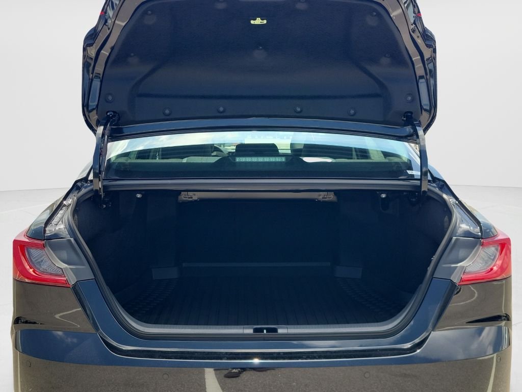 New 2026 Midnight Black Metallic Toyota  XLE image 9