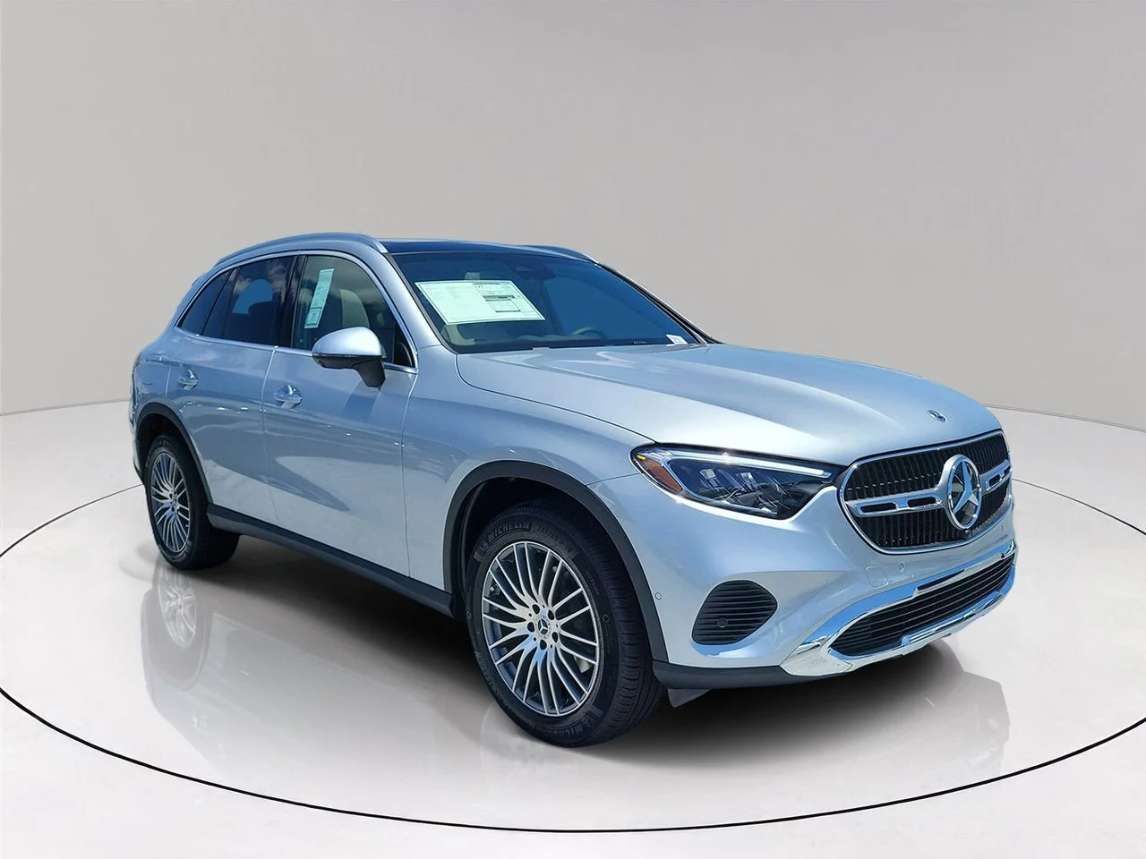 New 2026 Cirrus Silver Metallic Mercedes-Benz GLC 300 image 3