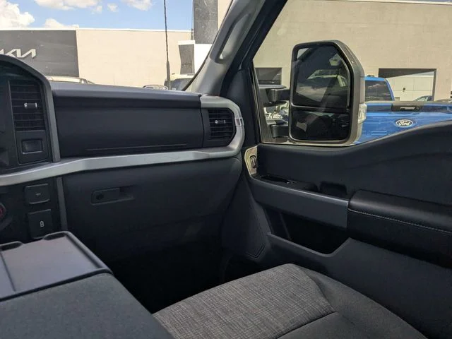 Used 2022 Oxford White Ford XLT image 12