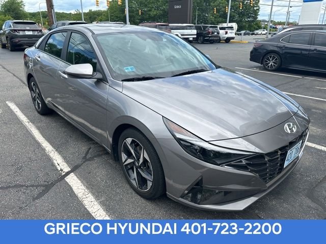 2023 Hyundai Elantra 2.0 Limited IVT SULEV's photo