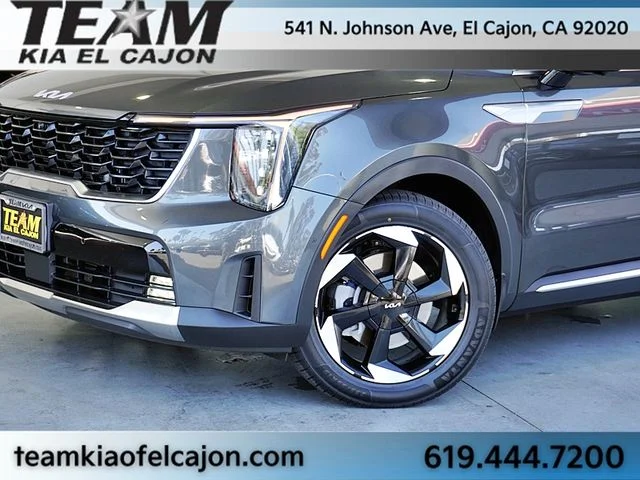 Certified Used 2025 Gray Kia SX Prestige image 3