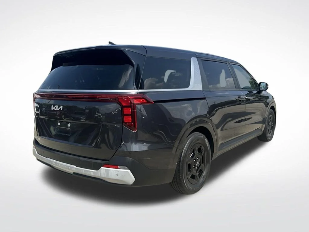 Used 2025 Gray Kia LXS image 31