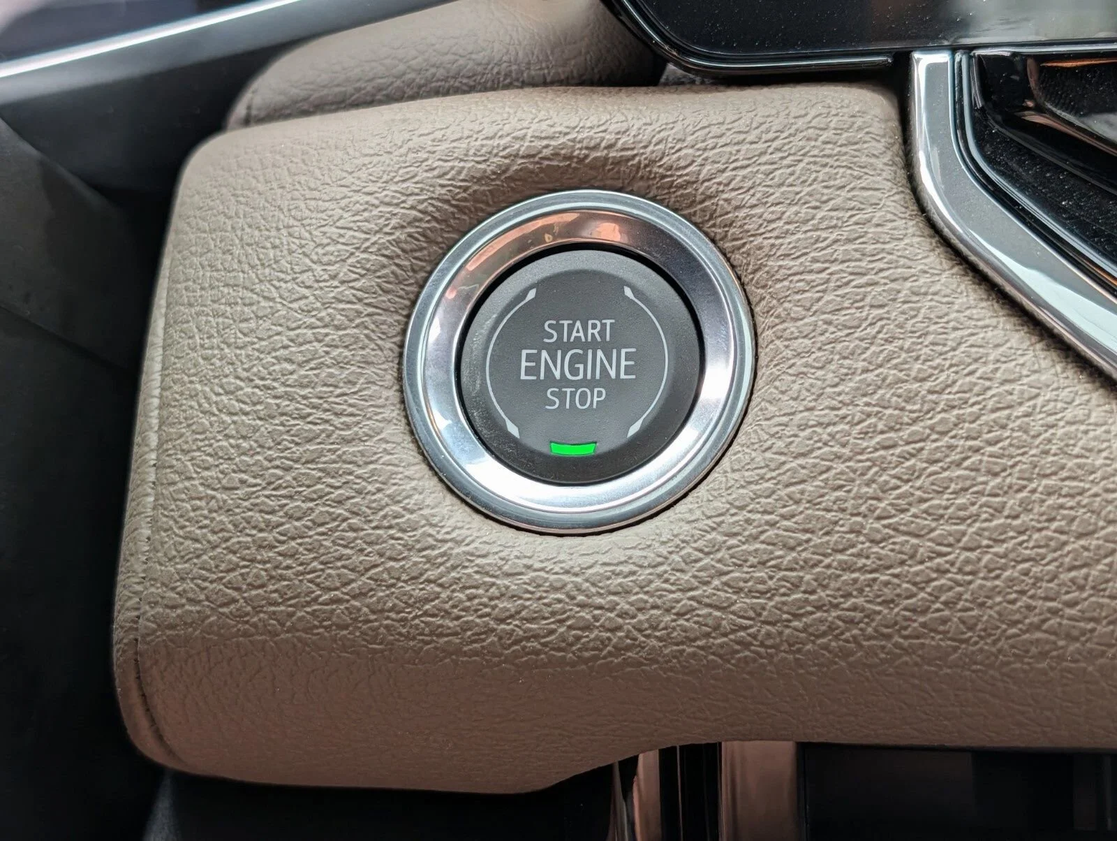 New 2026 Summit White GMC Denali image 8