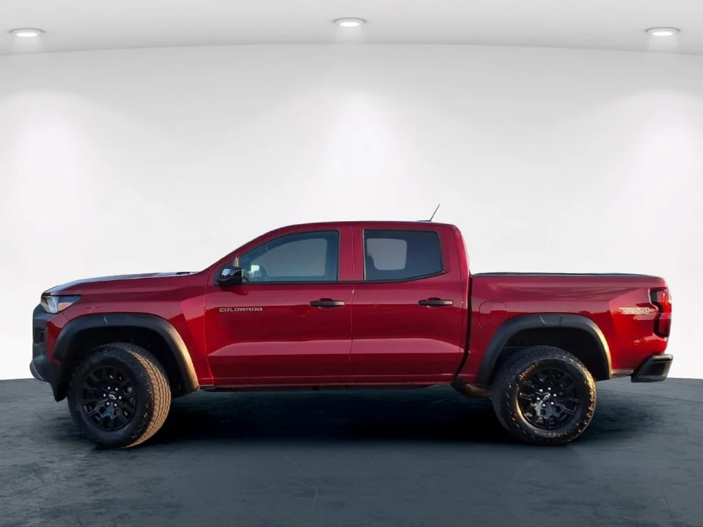 Used 2026 Red Chevrolet Trail Boss image 14
