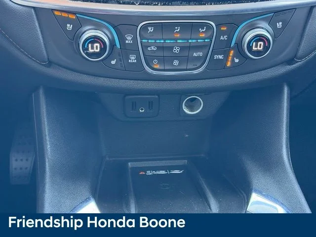 Used 2018 Beige Chevrolet Premier image 27
